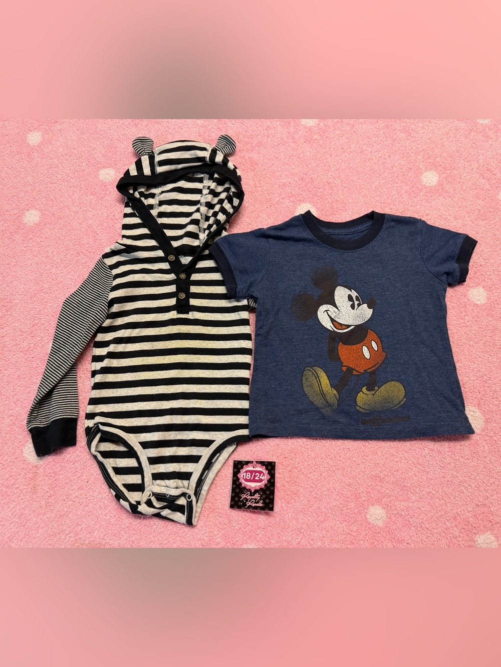 Disney Navy Mickey Mouse Graphic Tee - Blue & Black